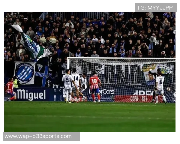 足球场上的残酷真相与梦想破灭的无情现实